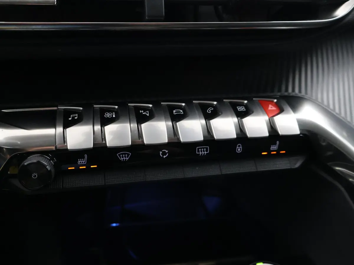 1.2 PT 130 PK AUT. + TREKHAAK | STOELVERWARMING | APPLE CARPLAY |