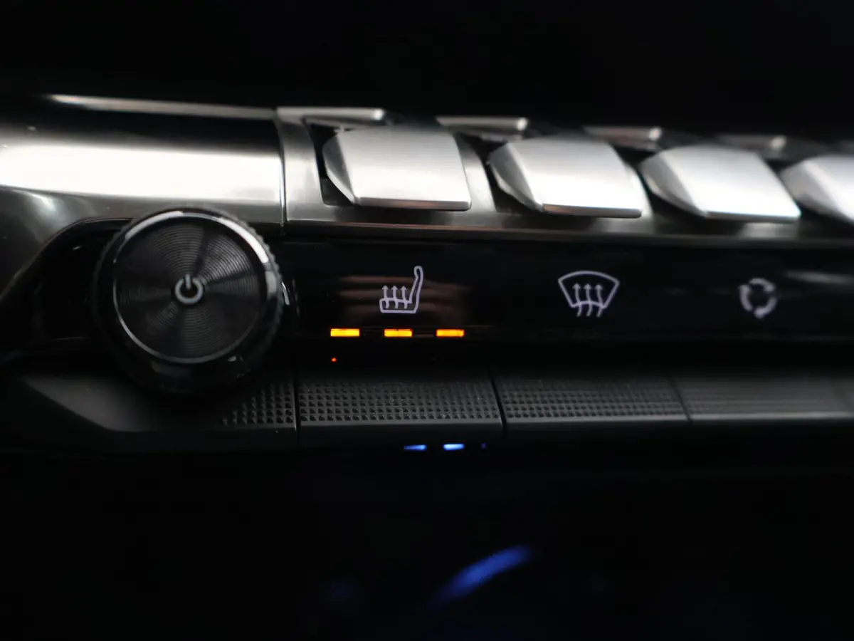 1.2 PT 130 PK AUT. + TREKHAAK | STOELVERWARMING | APPLE CARPLAY |