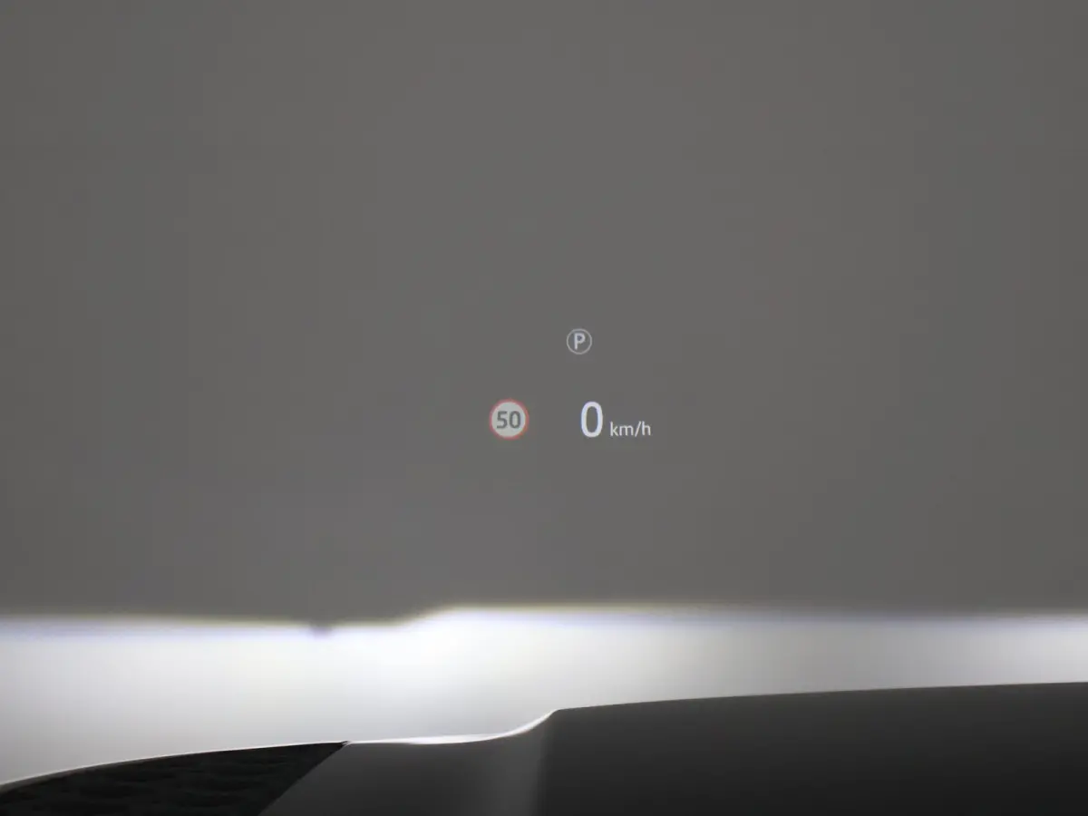 3.0 P400 6-CILINDER BENZINE GRIJS KENTEKEN HSE + PANORAMA | HEAD-UP | TREKHAAK | 360 CAMERA