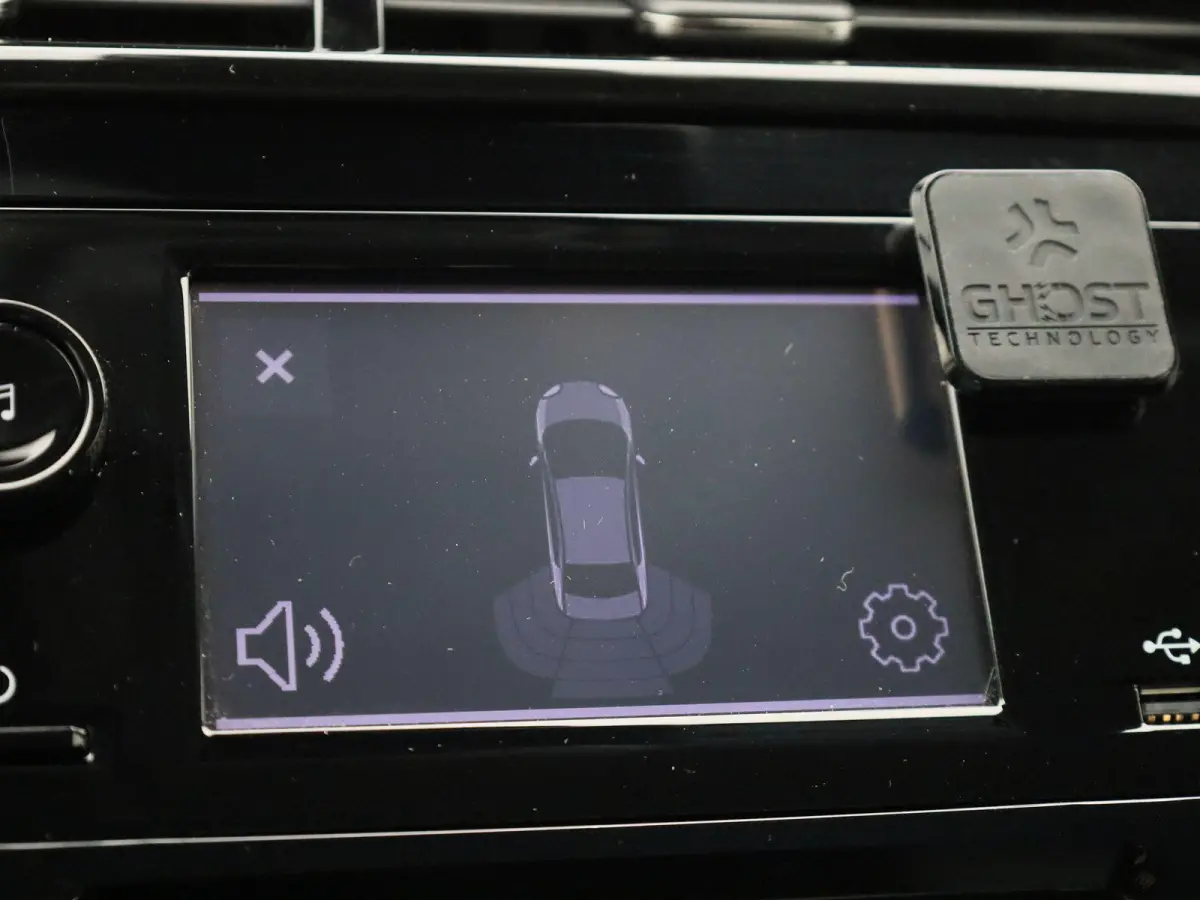 1.2 | Parkeersensoren | Cruise Control | Airco | Verkeersbord-detectie