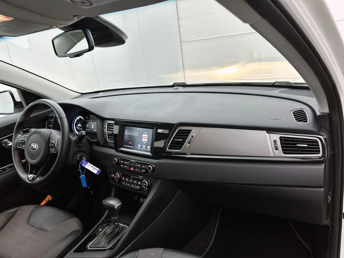 1.6 GDi Hybrid DynamicLine | Trekhaak | Navigatie |  Apple Carplay/Android Auto