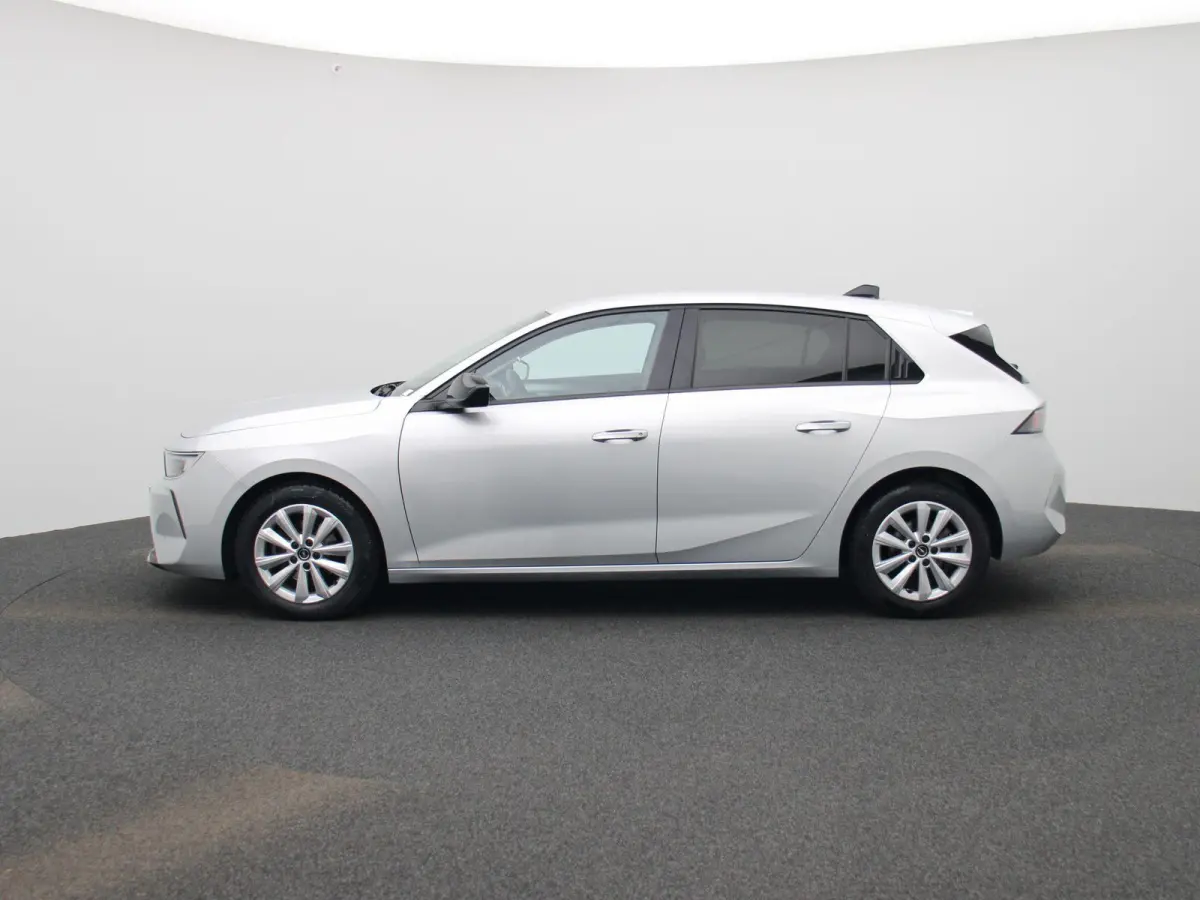 1.2T Business Edition | 130 pk | Automaat | Camera | Navigatie | Stoelverwarming |