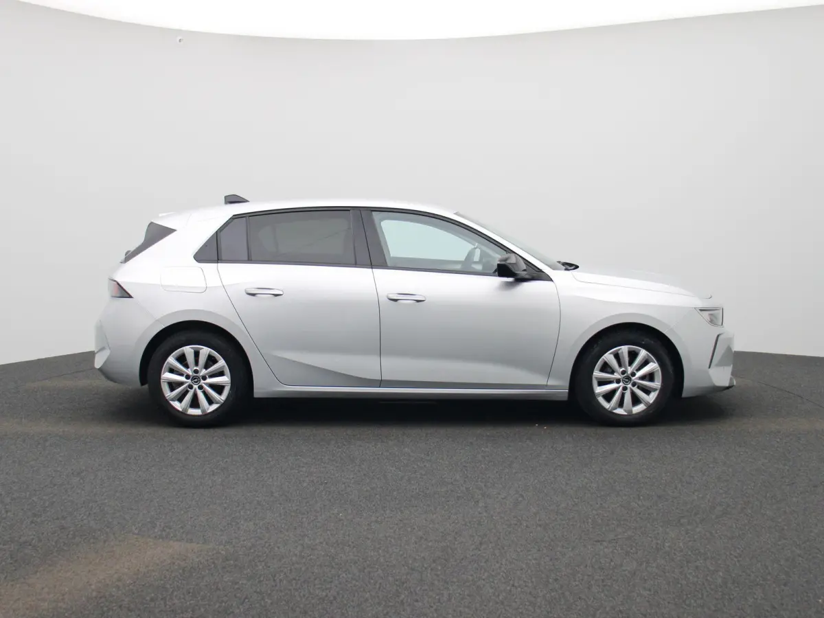 1.2T Business Edition | 130 pk | Automaat | Camera | Navigatie | Stoelverwarming |