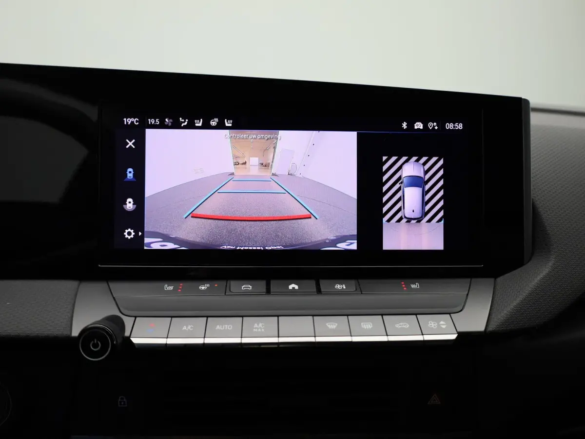 1.2T Business Edition | 130 pk | Automaat | Camera | Navigatie | Stoelverwarming |