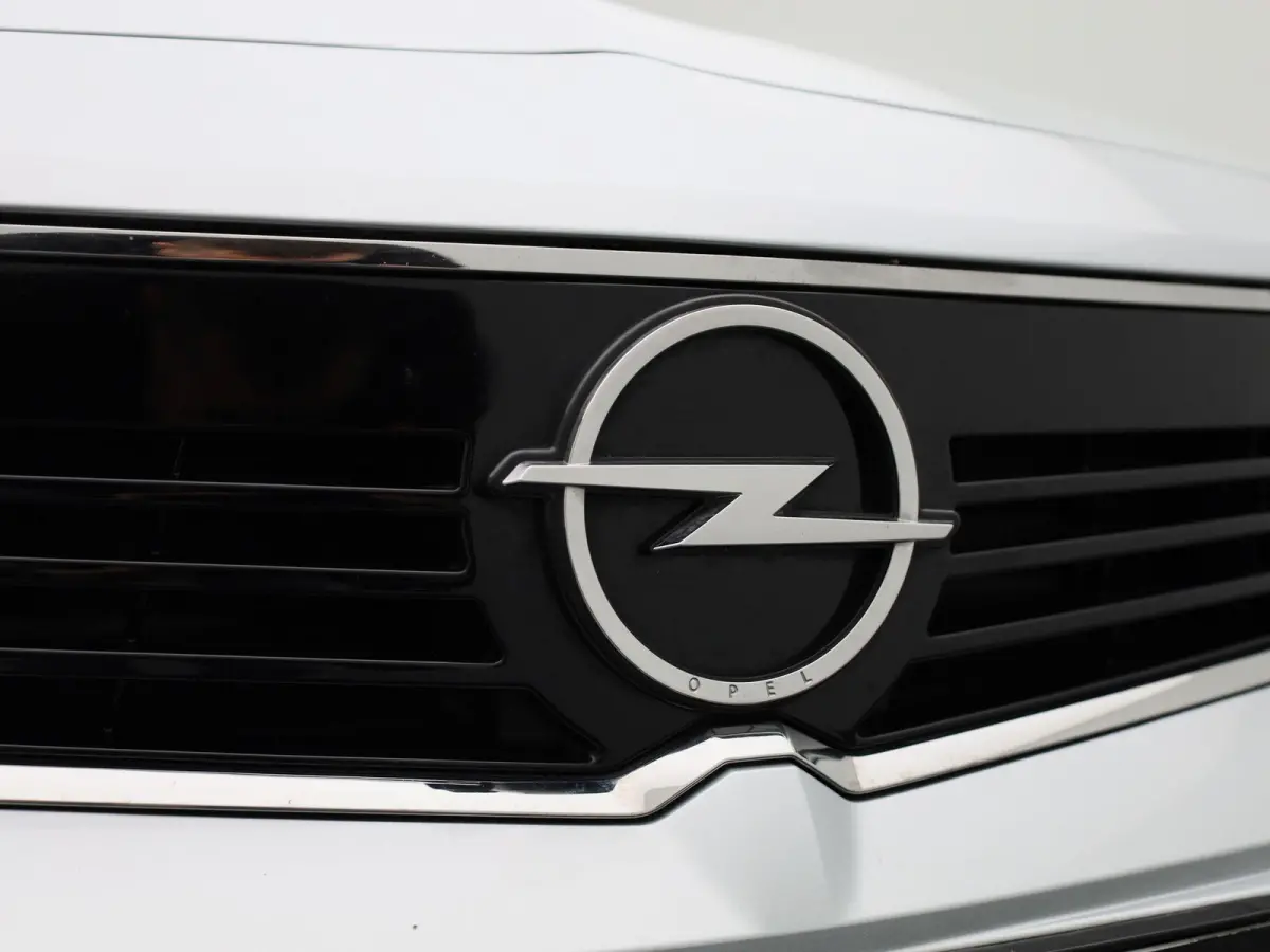 1.2T Business Edition | 130 pk | Automaat | Camera | Navigatie | Stoelverwarming |