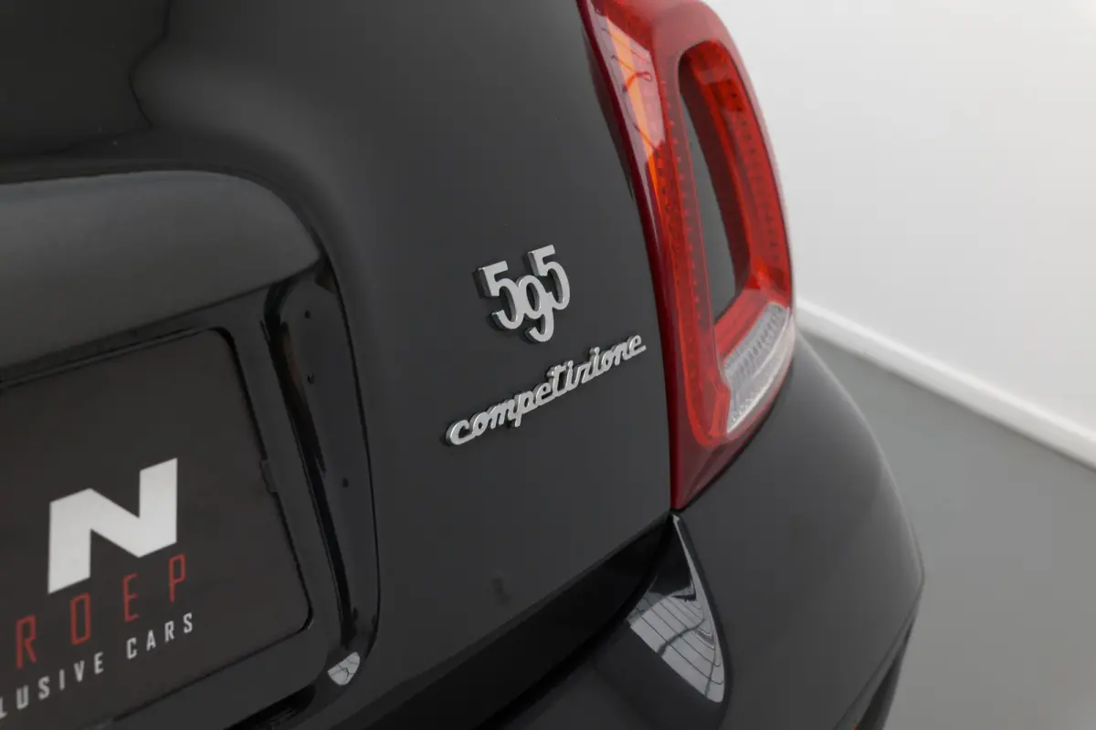 1.4 T-Jet Abarth 595 Competizione |Pano|Carpay|Sabelt Stoel|