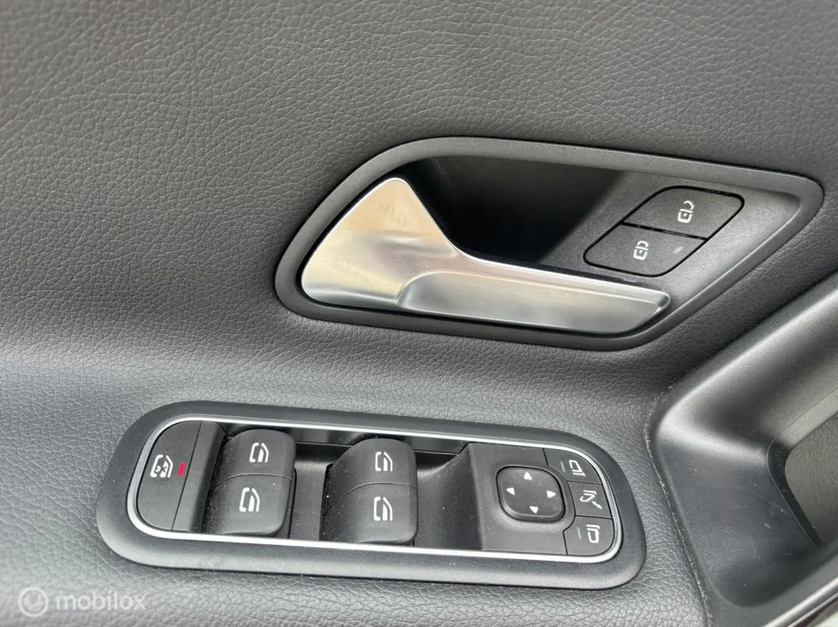 19 inch Apple Carplay 180