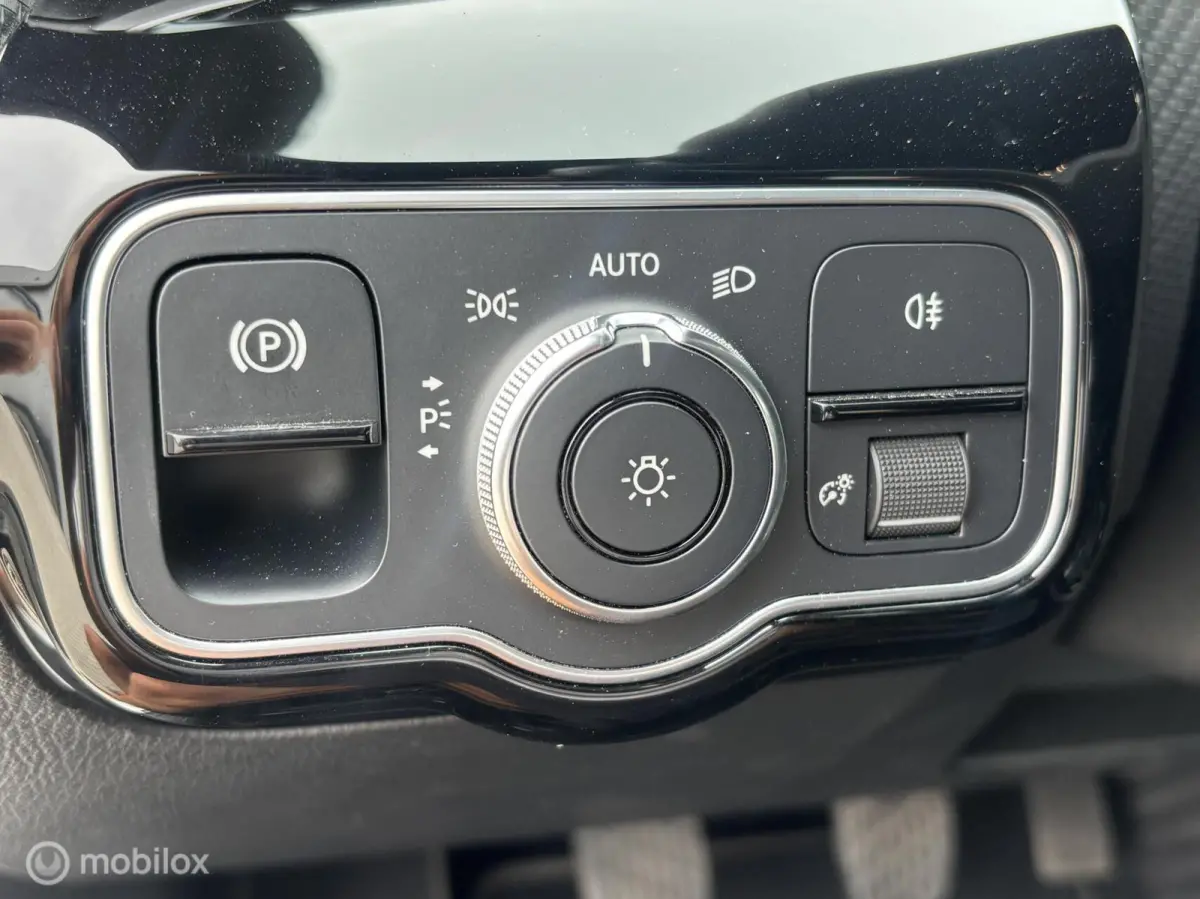 19 inch Apple Carplay 180