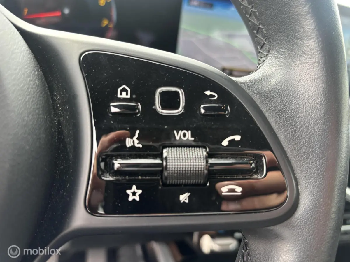 19 inch Apple Carplay 180