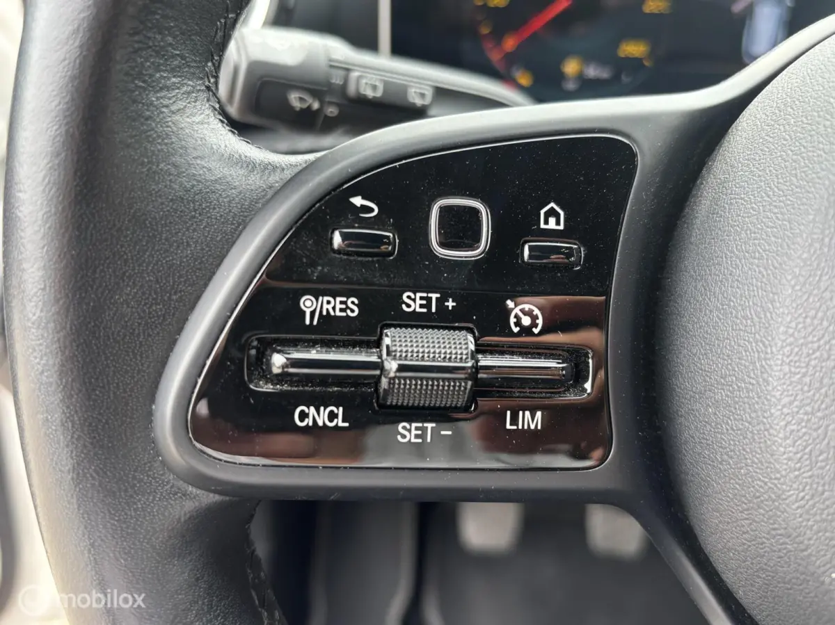 19 inch Apple Carplay 180