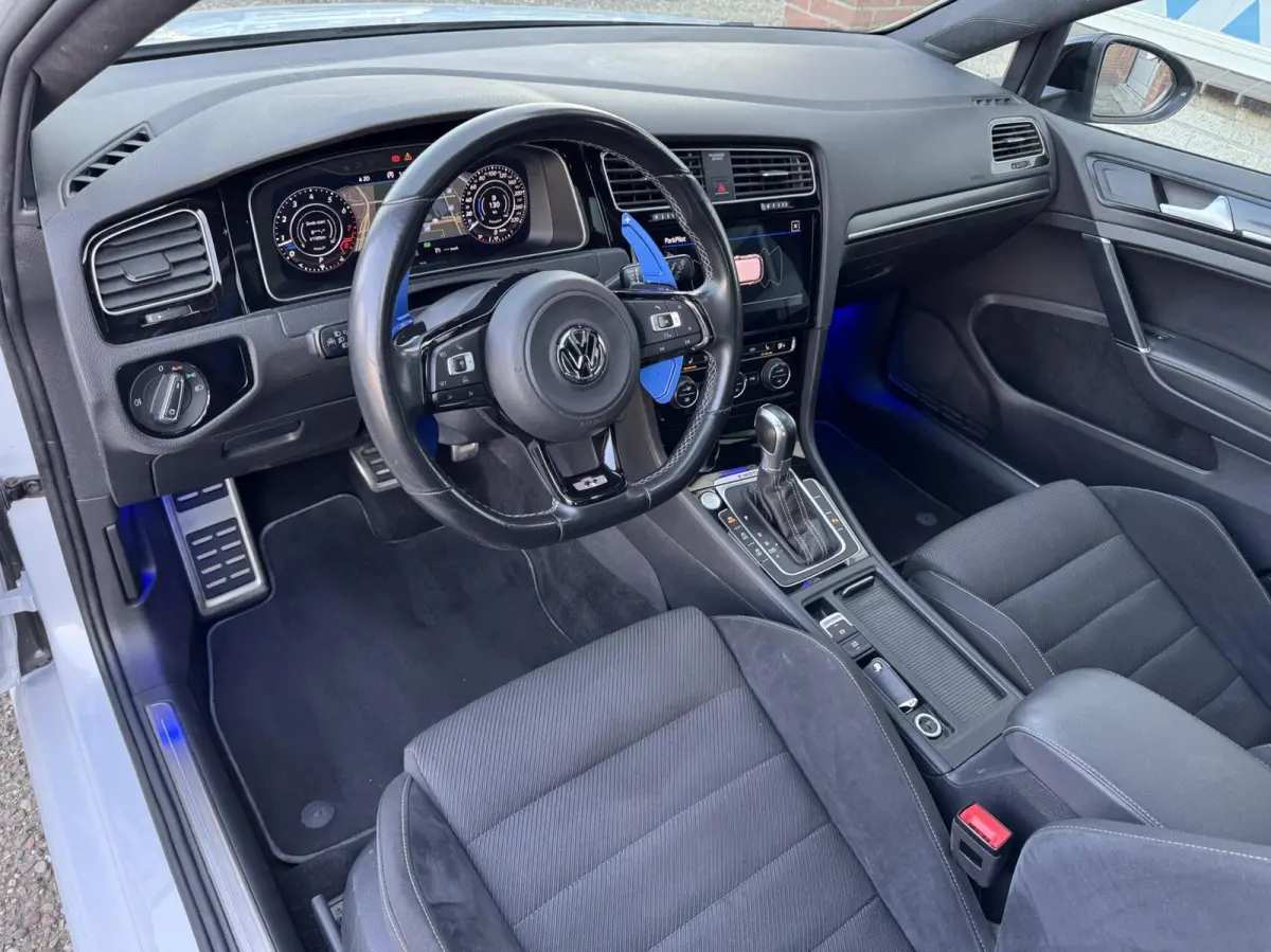 2.0 TSI 310pk 4Motion R Pano DSG Akra Blindspot LaneAssist ACC Alcantara DigitaleCockpit Keyless Garantie