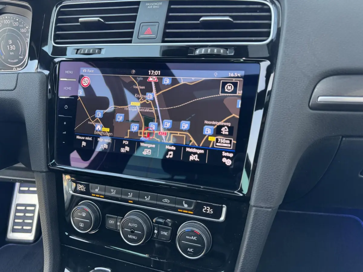 2.0 TSI 310pk 4Motion R Pano DSG Akra Blindspot LaneAssist ACC Alcantara DigitaleCockpit Keyless Garantie