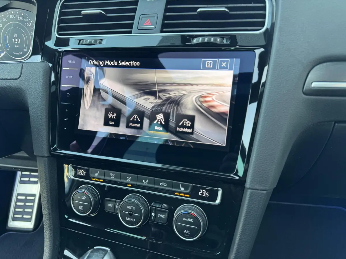 2.0 TSI 310pk 4Motion R Pano DSG Akra Blindspot LaneAssist ACC Alcantara DigitaleCockpit Keyless Garantie