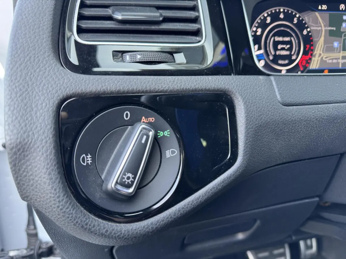 2.0 TSI 310pk 4Motion R Pano DSG Akra Blindspot LaneAssist ACC Alcantara DigitaleCockpit Keyless Garantie
