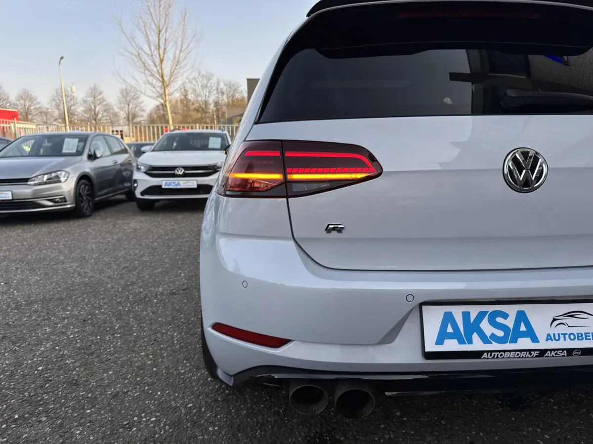 2.0 TSI 310pk 4Motion R Pano DSG Akra Blindspot LaneAssist ACC Alcantara DigitaleCockpit Keyless Garantie
