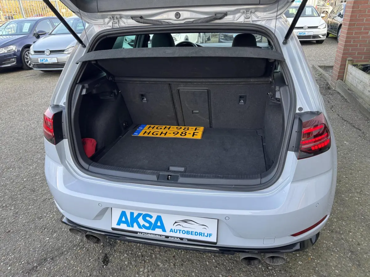 2.0 TSI 310pk 4Motion R Pano DSG Akra Blindspot LaneAssist ACC Alcantara DigitaleCockpit Keyless Garantie