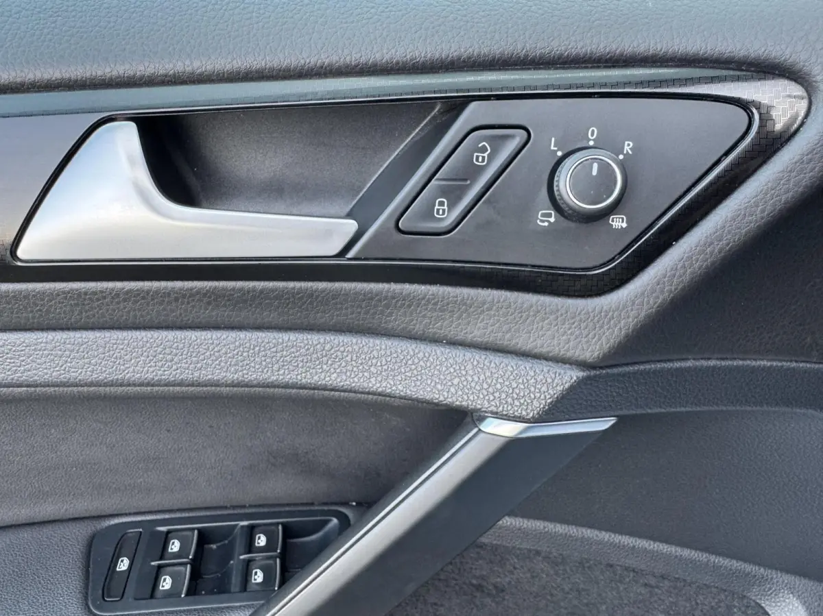 2.0 TSI 310pk 4Motion R Pano DSG Akra Blindspot LaneAssist ACC Alcantara DigitaleCockpit Keyless Garantie