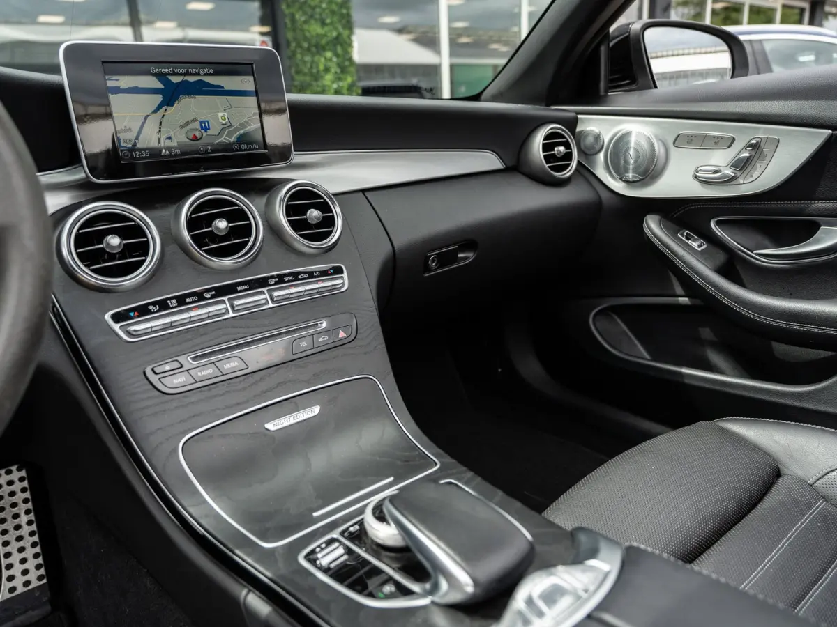 180 Premium Plus | AMG Night | Memory | Burmeister | Dealer Ond.
