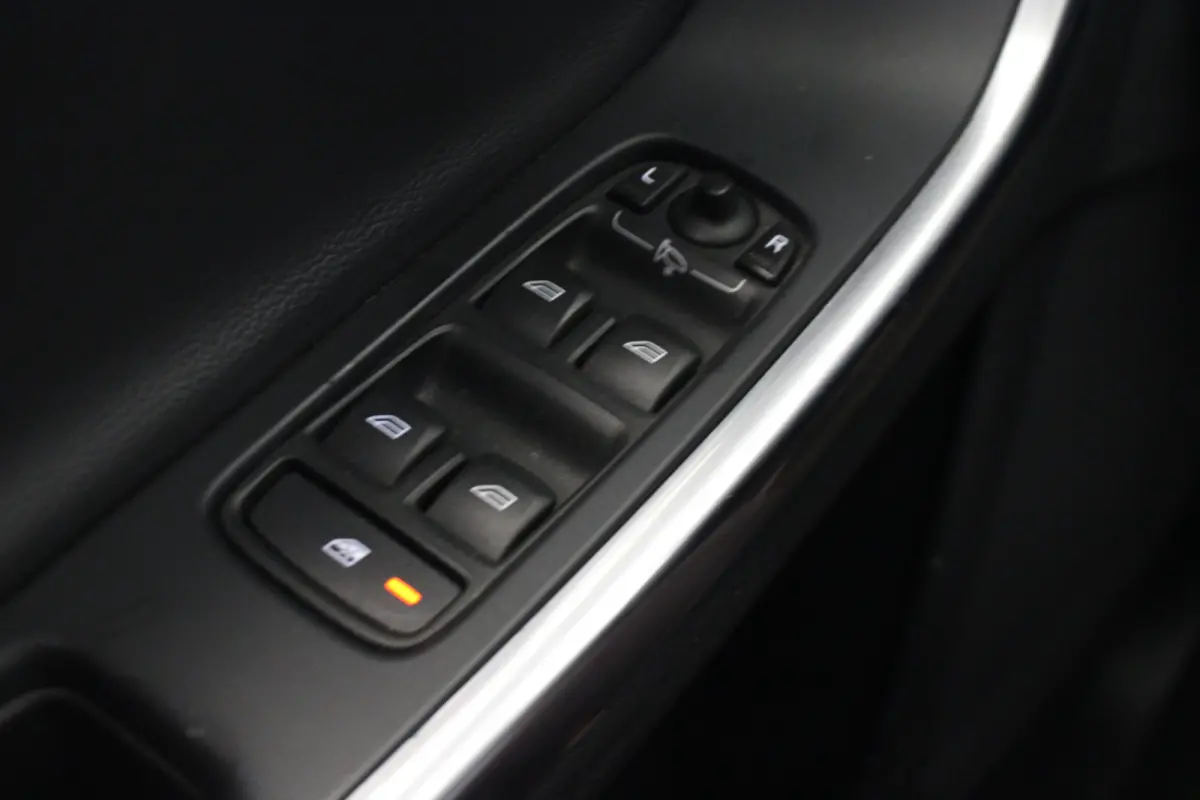2.0 D3 Polar+ Dynamic |Navi|Stoelverw.|