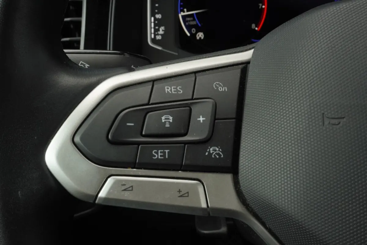 1.0 TSI Life Business+Led+Full-Navigatie+Vitrual+Camera+Ecc+stoel-verw+Parkeer-Hulp+ APK 7-2028