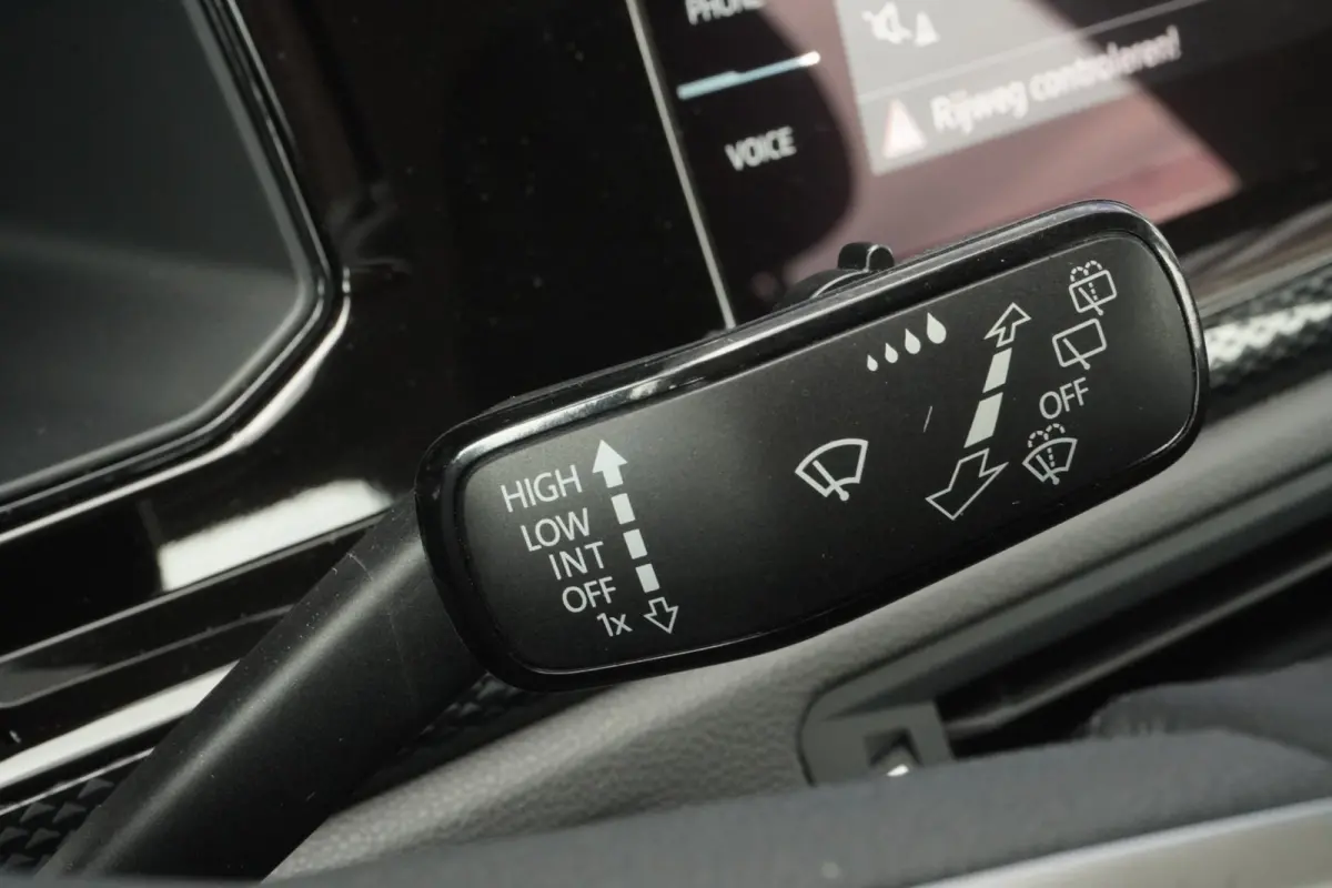 1.0 TSI Life Business+Led+Full-Navigatie+Vitrual+Camera+Ecc+stoel-verw+Parkeer-Hulp+ APK 7-2028