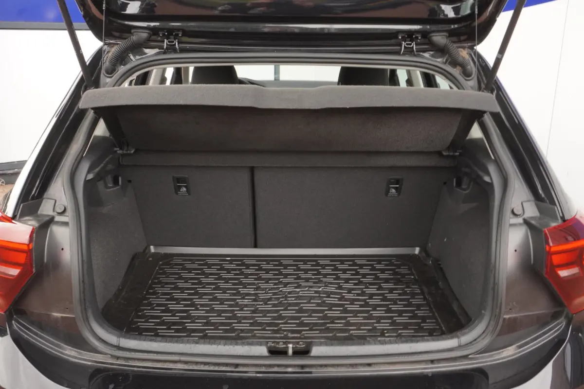 1.0 TSI Life Business+Led+Full-Navigatie+Vitrual+Camera+Ecc+stoel-verw+Parkeer-Hulp+ APK 7-2028