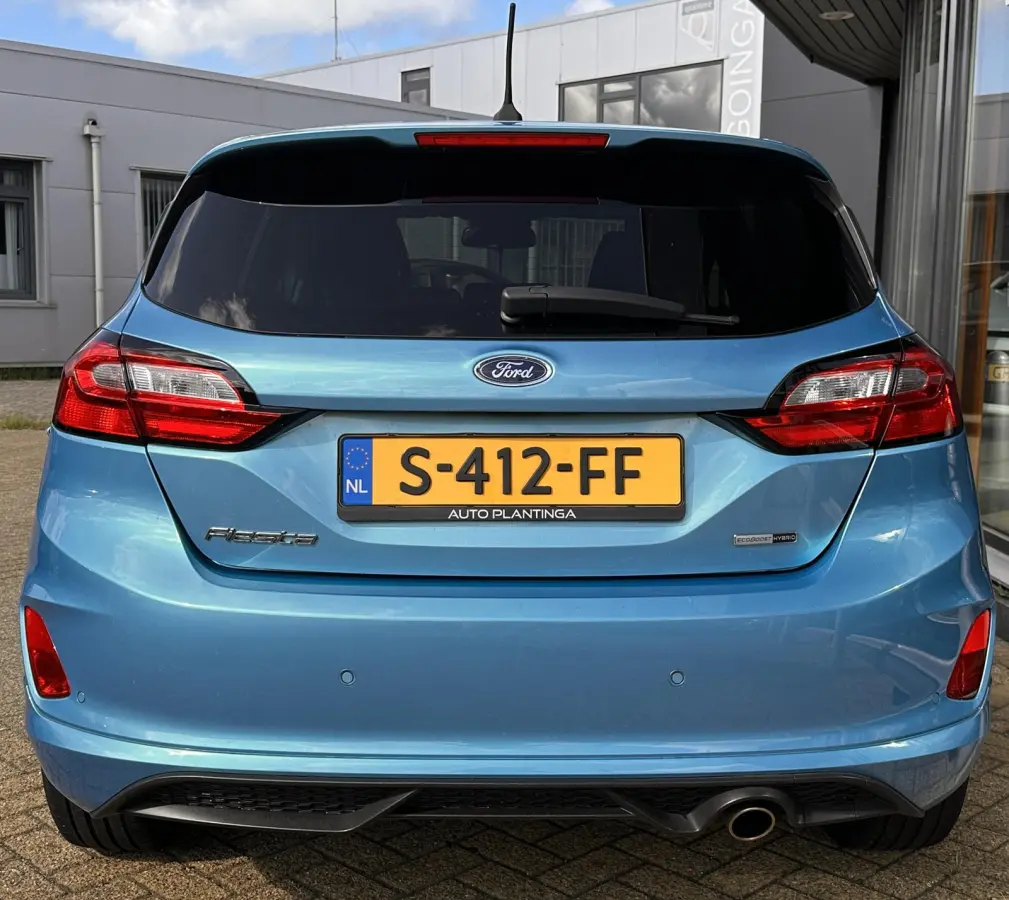 1.0 EcoBoost Hybrid ST-Line X 135PK | Stoelverwarming | Stuurverwarming | Voorruitverwarming | Cruise Control | Climate Control | Parkeersensoren | Apple Carplay & Andriod Auto | 2 Sleutels 
