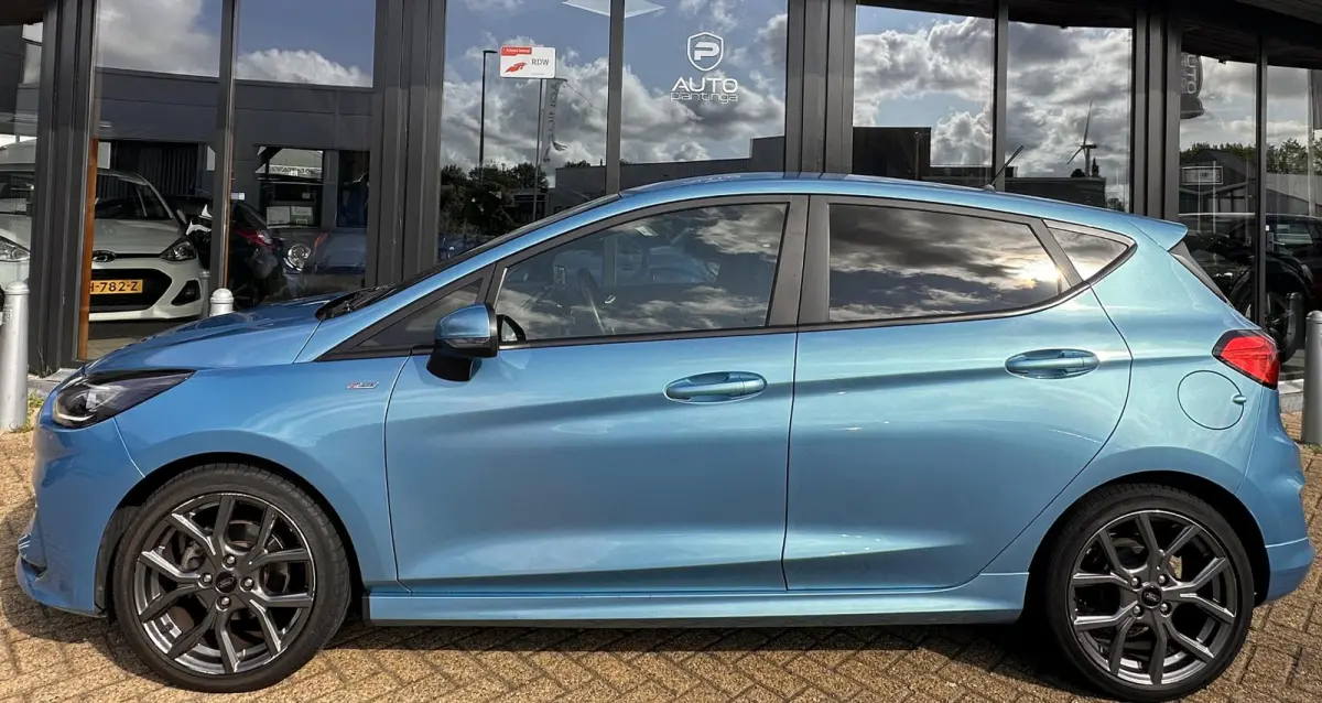 1.0 EcoBoost Hybrid ST-Line X 135PK | Stoelverwarming | Stuurverwarming | Voorruitverwarming | Cruise Control | Climate Control | Parkeersensoren | Apple Carplay & Andriod Auto | 2 Sleutels 