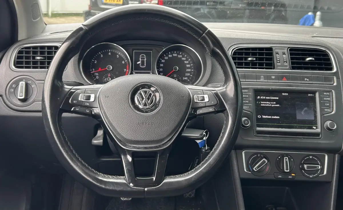 1.2 TSI Highline 90PK | Volledige Onderhoudshistorie | 5 Deurs | Parkeersensoren Voor en Achter | Airco | Cruise Control | Lichtmetalen Velgen | 2 Sleutels | Armsteun |