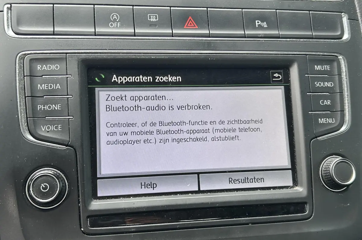 1.2 TSI Highline 90PK | Volledige Onderhoudshistorie | 5 Deurs | Parkeersensoren Voor en Achter | Airco | Cruise Control | Lichtmetalen Velgen | 2 Sleutels | Armsteun |
