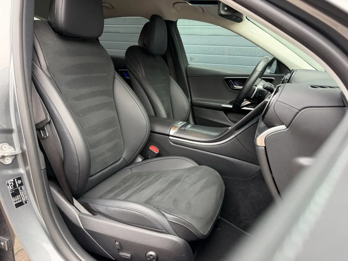 300 e AMG Line|CAMERA|SFEER VERLICHTING|ELEKTRS. VERSTELBAAR