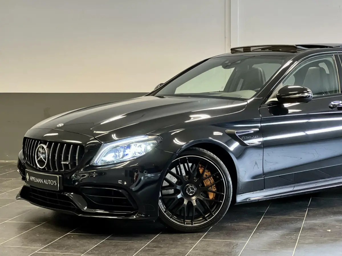 63 AMG S | Full | Keramische Remmen | 360 Camera | Schaalstoelen | HUD | Dodehoek |