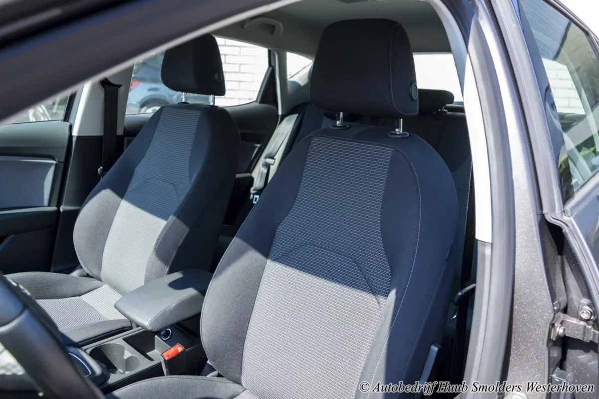 - 1.0 EcoTSI 85kW Style DSG (automaat)