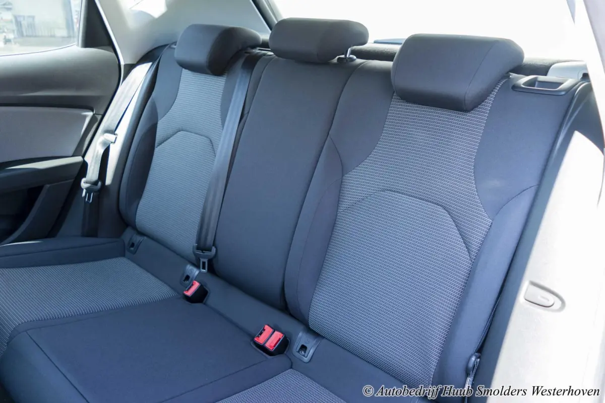 - 1.0 EcoTSI 85kW Style DSG (automaat)