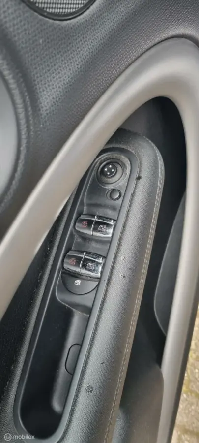 1.6,AIRCO,DEALER ONDERHOUDEN T/M 74DKM,6-24 MND GARANTIE MOGELIJK
