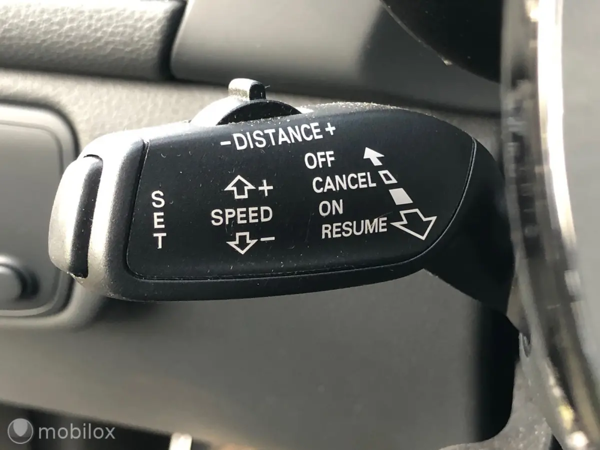 V8T, Luchtvering/Virtual-Cockpit/Panoramadak