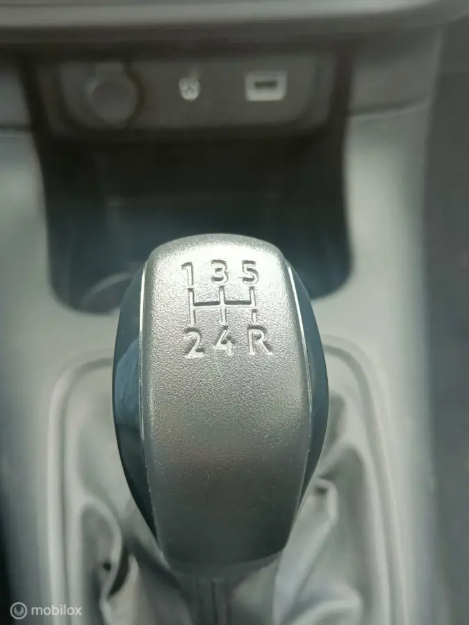1.2 PureTech Feel 105g/ Navi/