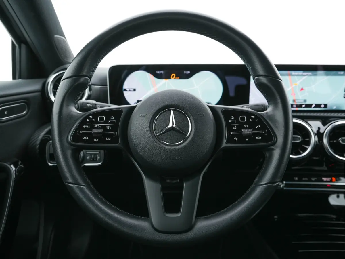180 Advantage Style-Pack (INCL-BTW) Aut. *WIDESCREEN-DIGI-COCKPIT | LEATHER-MICROFIBRE | CAMERA | NAVI-FULLMAP | ECC | PDC | CRUISE | CARPLAY | HEATED-SPORTSEATS | CARBON-INLAY | DAB | SHIFT