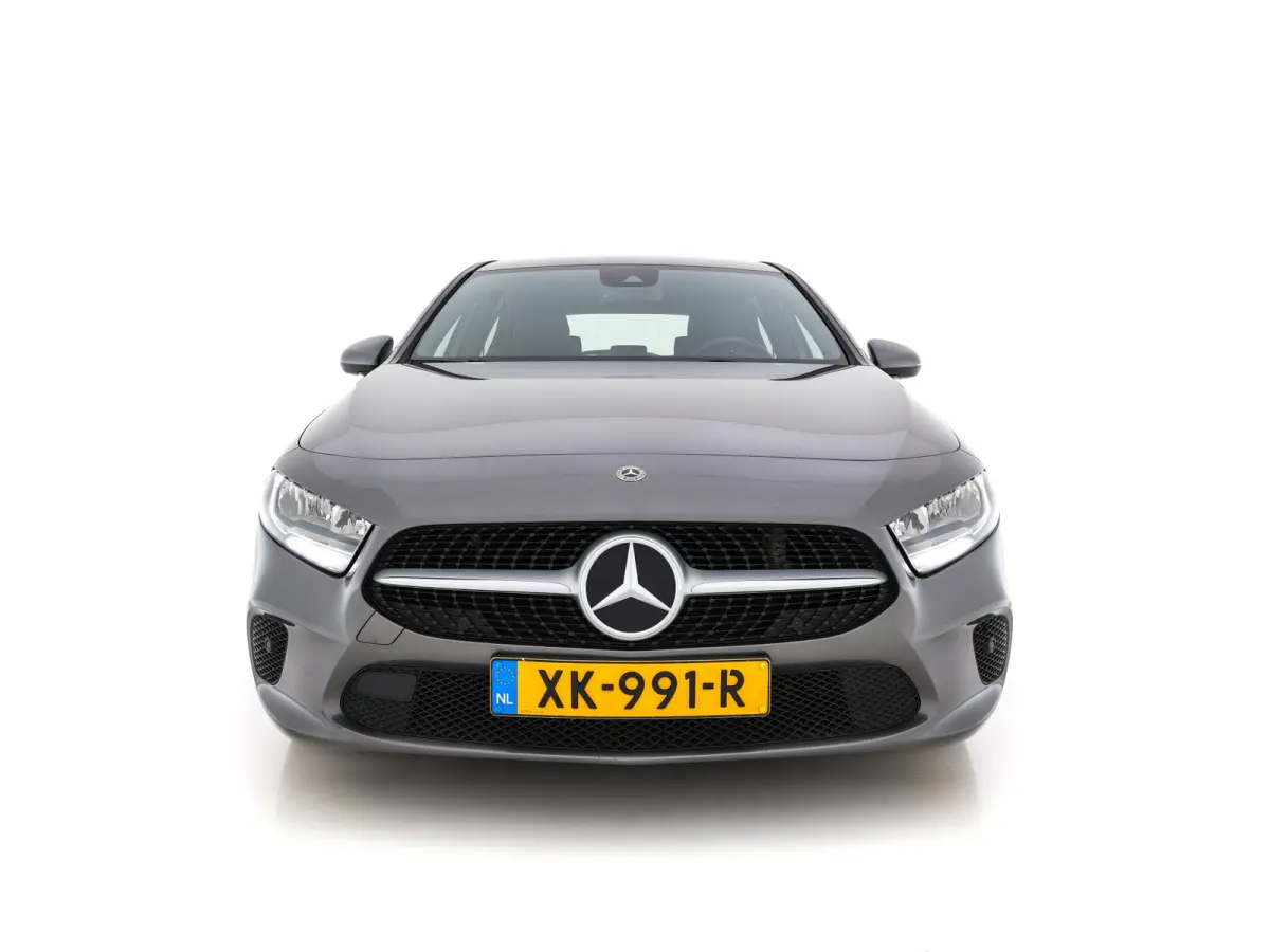 180 Advantage Style-Pack (INCL-BTW) Aut. *WIDESCREEN-DIGI-COCKPIT | LEATHER-MICROFIBRE | CAMERA | NAVI-FULLMAP | ECC | PDC | CRUISE | CARPLAY | HEATED-SPORTSEATS | CARBON-INLAY | DAB | SHIFT