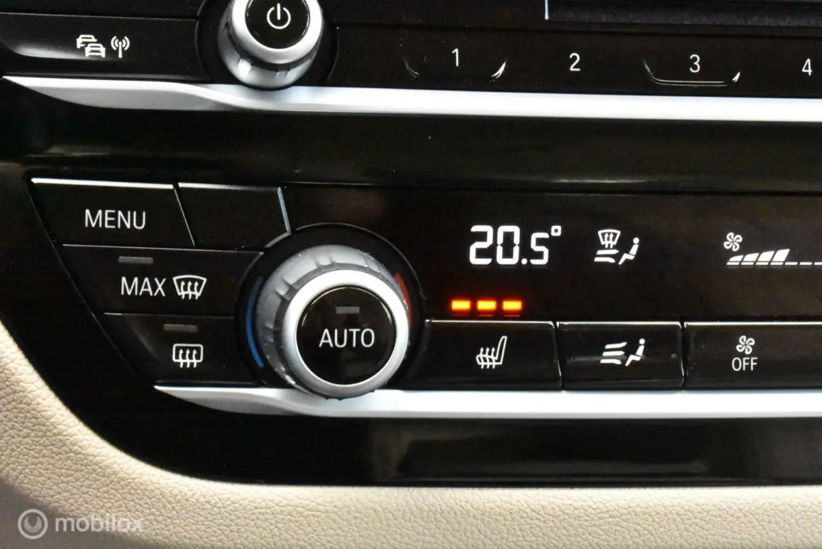 xDrive20i High Exe 2019 1e Eignr! Leder Navi LED Sportstoelen Stoelverwarming Trekhaak