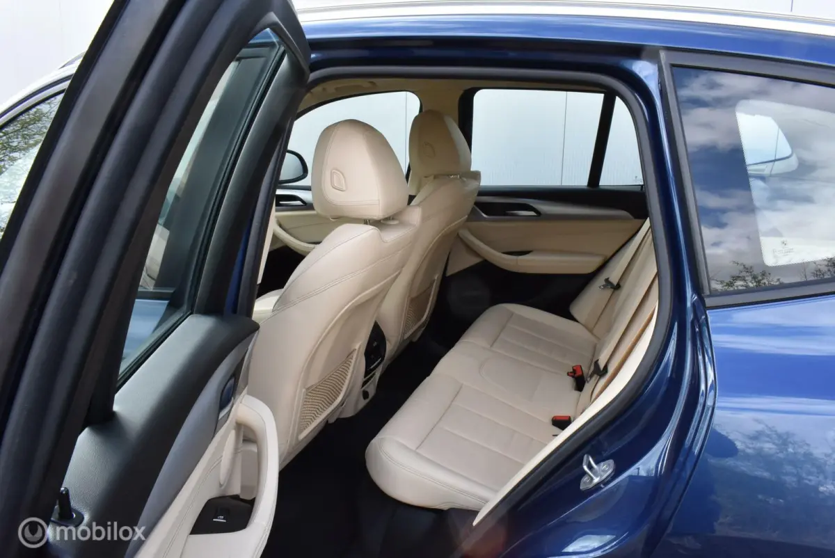 xDrive20i High Exe 2019 1e Eignr! Leder Navi LED Sportstoelen Stoelverwarming Trekhaak