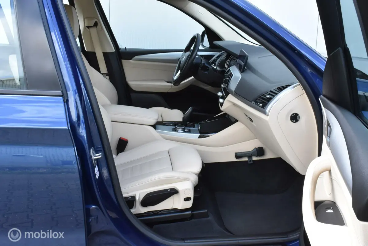 xDrive20i High Exe 2019 1e Eignr! Leder Navi LED Sportstoelen Stoelverwarming Trekhaak