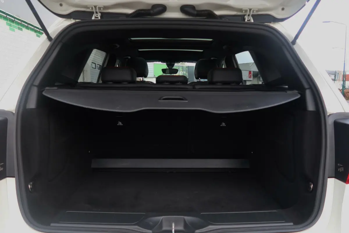 180 AMG|PANORAMADAK|FACELIFT|NAVIGATIE|BLUETOOTH|XENON-LED|DEALER ONDERHOUDEN