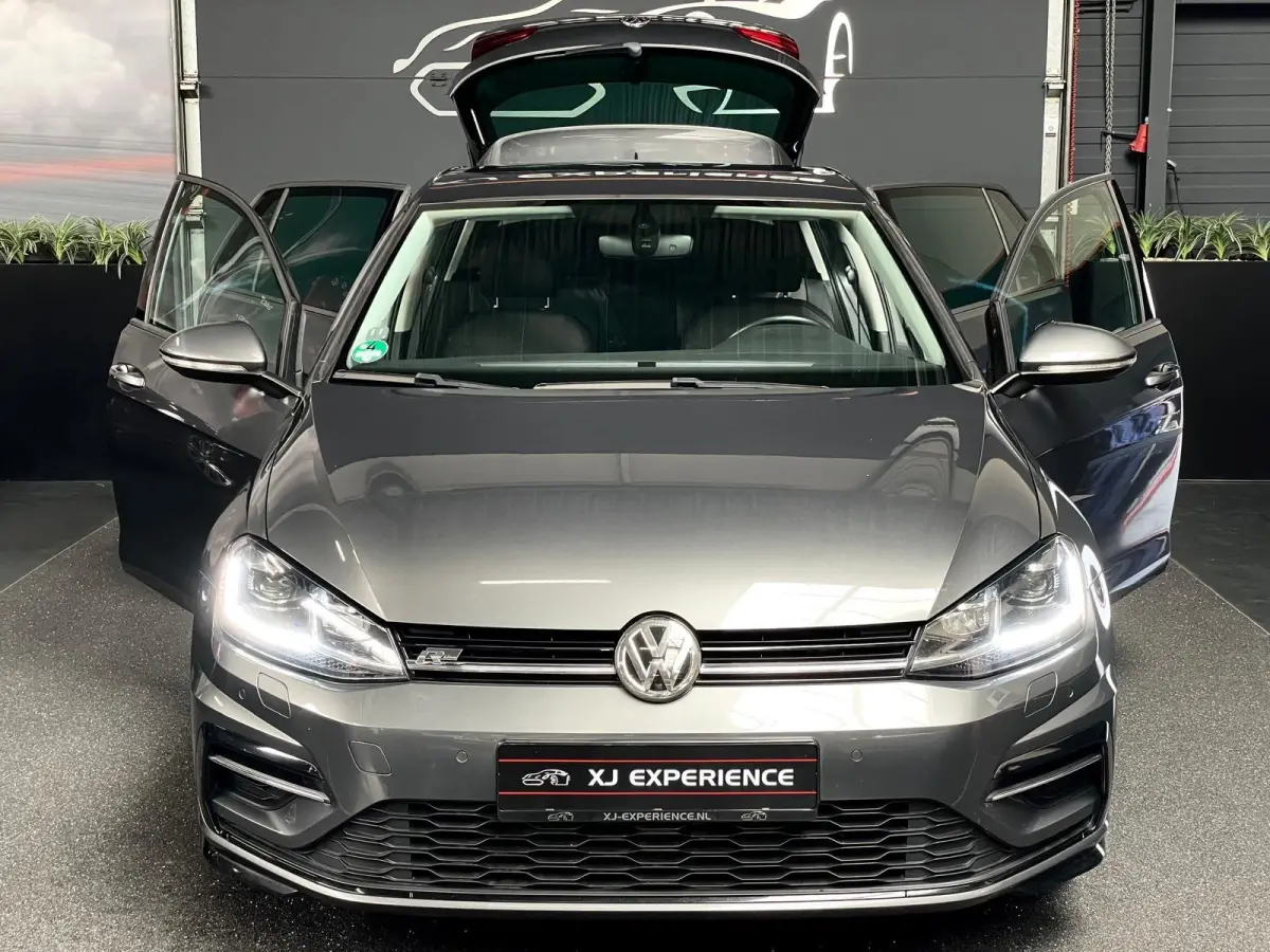 7.5 FACELIFT 1.5 TSI 150PK R-LINE Highline NAVI MATRIX LED