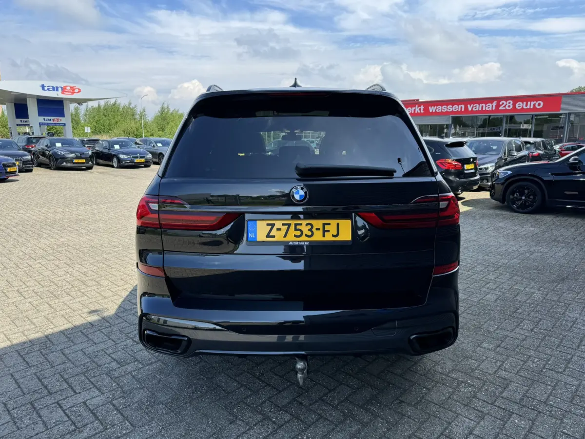 xDrive40d 340 PK High Executive M Sport Executive Drive Pro 7 Zits Trekhaak Panoramadak Harman- Kardon ACC 4WD besturing Luchtvering Standkachel Stuurverwarming Stoelventilatie 360 Graden Ca