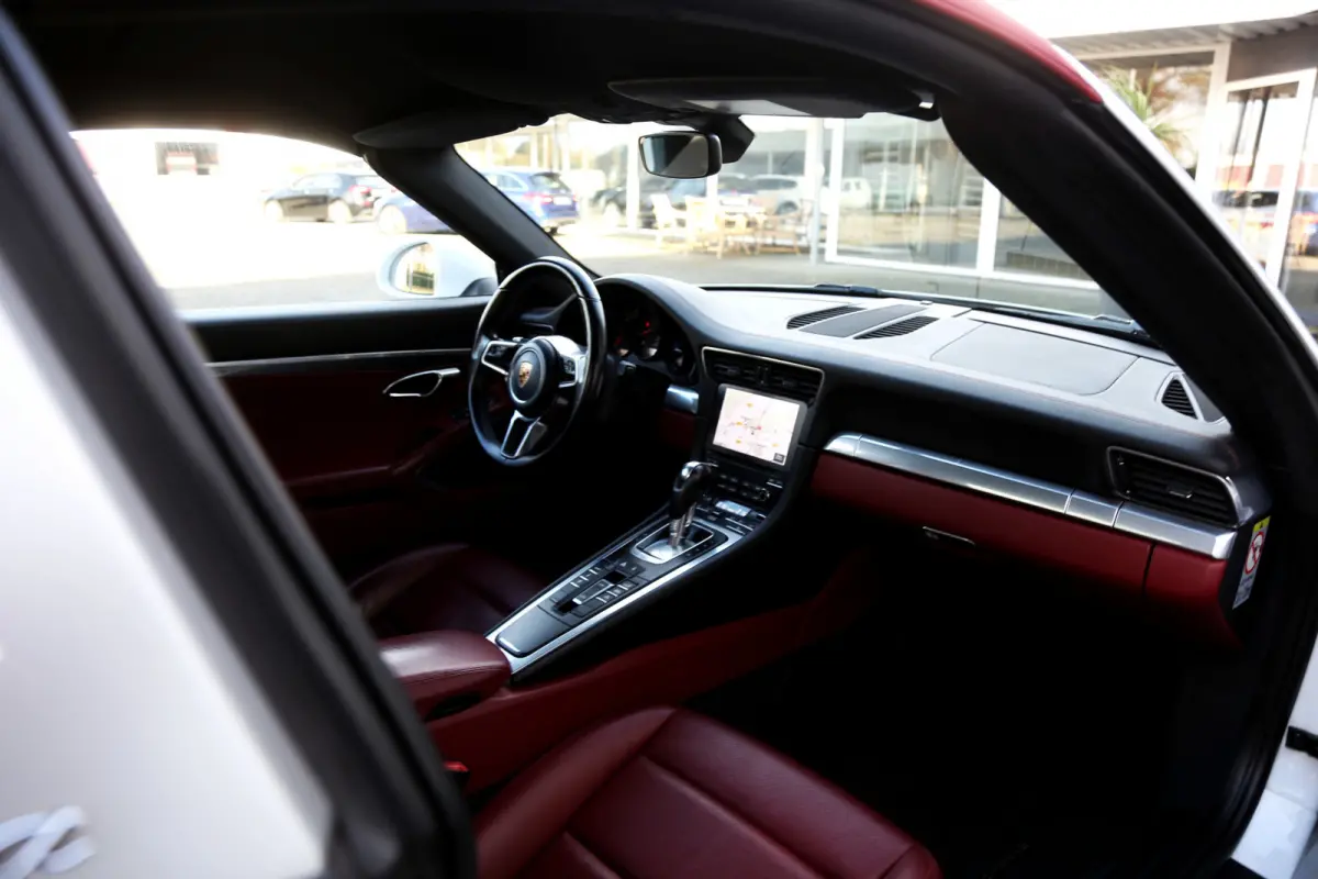 3.0 Targa 4 370PK Aut. 991.2 *Perfect Porsche Onderh.*Sportuitlaat/ACC/Bose/Stoelverw./Stuurwielverw./Camera/LED/Bi-Xenon/20 inch LM*