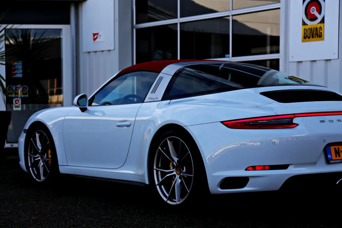 3.0 Targa 4 370PK Aut. 991.2 *Perfect Porsche Onderh.*Sportuitlaat/ACC/Bose/Stoelverw./Stuurwielverw./Camera/LED/Bi-Xenon/20 inch LM*