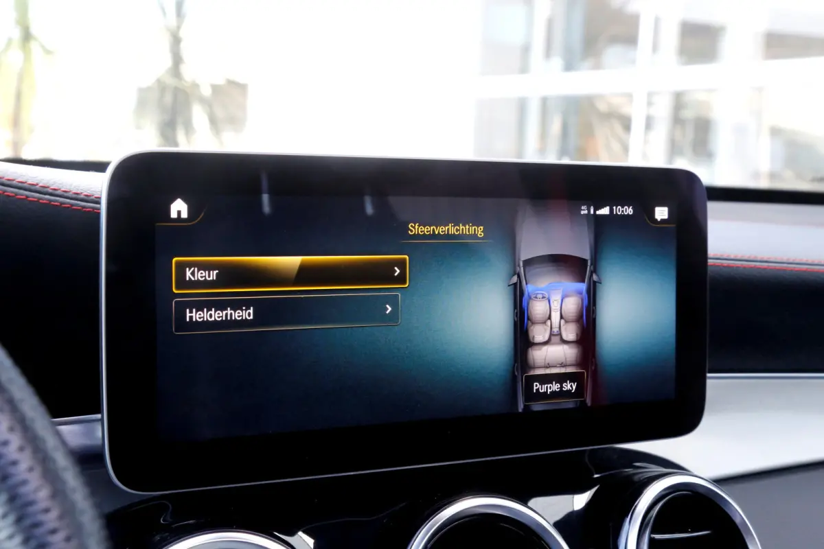 43 AMG 390PK 4MATIC 9-G Aut.*Designo Selenitgrau Mango!*Incl. BTW*Nieuw Model*Perfect MB Onderh.*Night Pakket/Pano/Sfeerverl./Matrix LED/Elek. Trekhaak/Burmester/Apple Carplay-Android/HUD/MB
