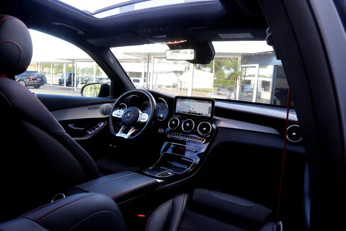 43 AMG 390PK 4MATIC 9-G Aut.*Designo Selenitgrau Mango!*Incl. BTW*Nieuw Model*Perfect MB Onderh.*Night Pakket/Pano/Sfeerverl./Matrix LED/Elek. Trekhaak/Burmester/Apple Carplay-Android/HUD/MB