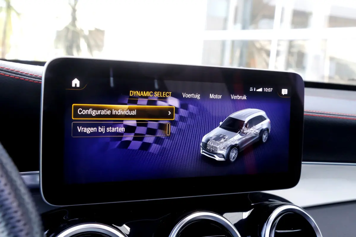 43 AMG 390PK 4MATIC 9-G Aut.*Designo Selenitgrau Mango!*Incl. BTW*Nieuw Model*Perfect MB Onderh.*Night Pakket/Pano/Sfeerverl./Matrix LED/Elek. Trekhaak/Burmester/Apple Carplay-Android/HUD/MB